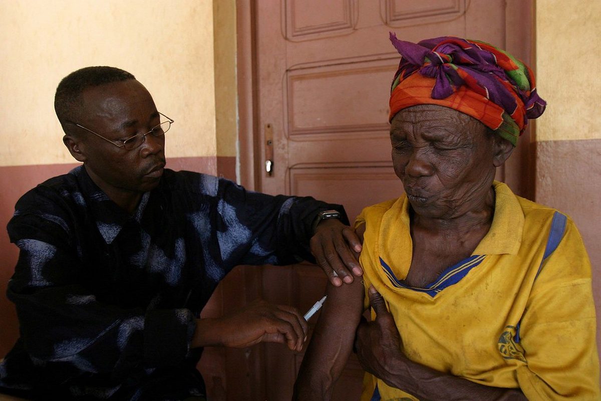 The First Month of Dementia Care at Home: A Realistic Plan — in-home senior care in North Texas