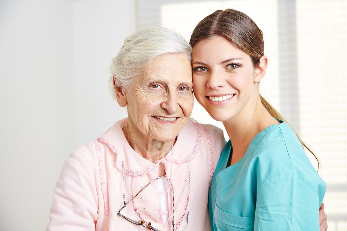 The First Week of Home Care: What to Expect — in-home senior care in North Texas
